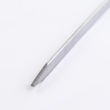 Шампур нержавеющий 670*12*3 мм с деревянной ручкой в Майкопе