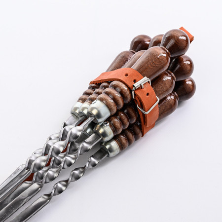 A set of skewers 670*12*3 mm in a leather quiver в Майкопе