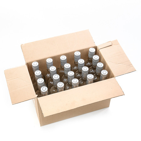 20 бутылок "Фляжка" 0,5 л с пробками гуала в коробке в Майкопе